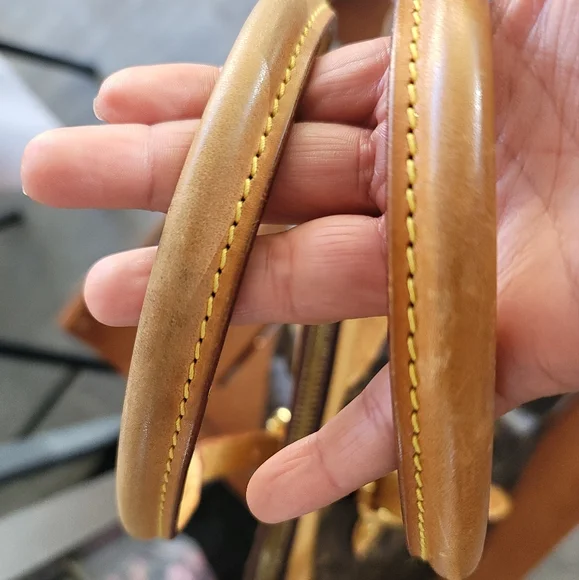 Louis Vuitton Tivoli bag Sale💋 - Picture 8 of 16